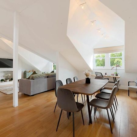 Lovely Central Apartment With Park Views London Eksteriør billede