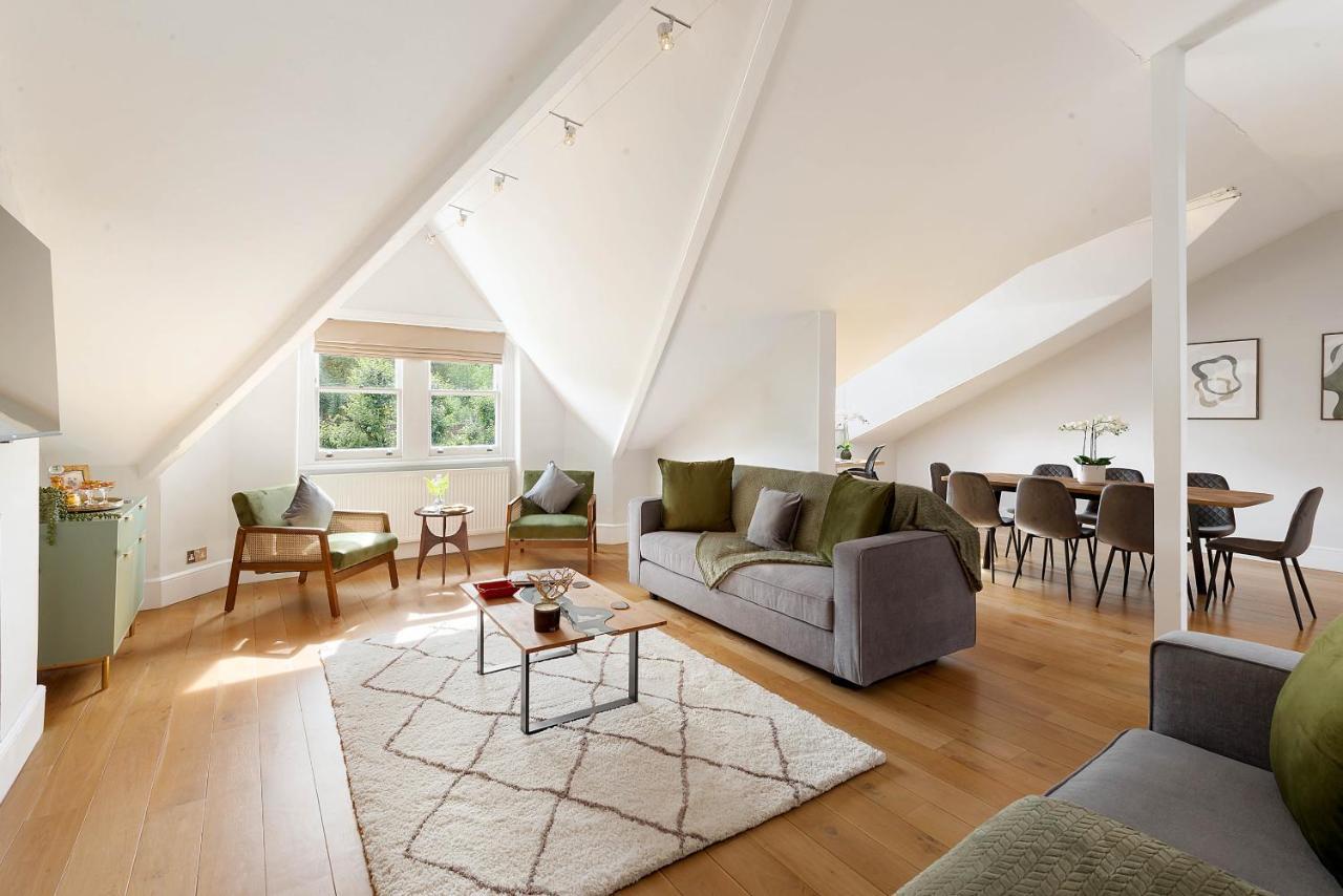 Lovely Central Apartment With Park Views London Eksteriør billede